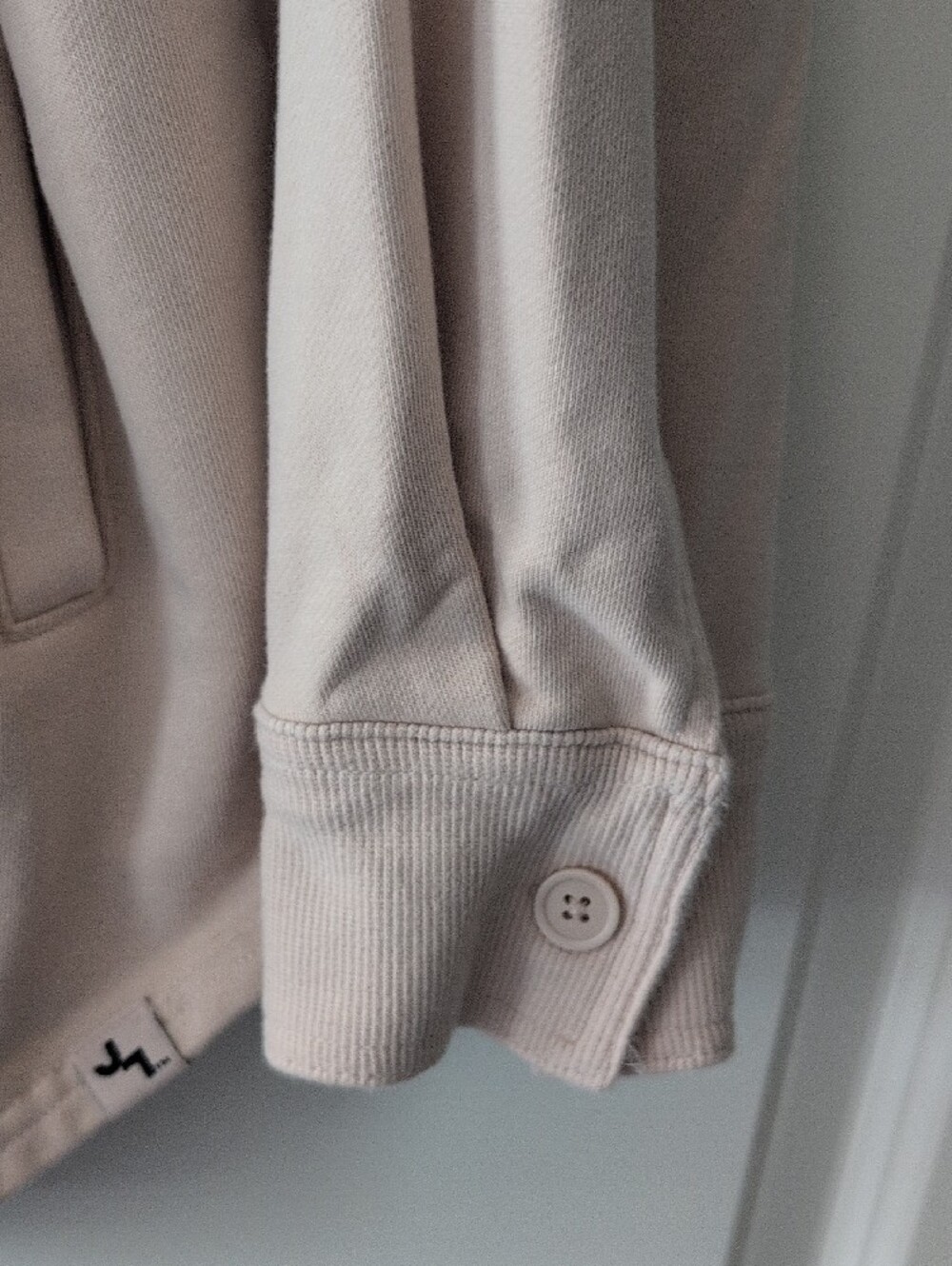 JoyLab Pale Blush Button-Front Scalloped Shacket - Picture 3 of 7